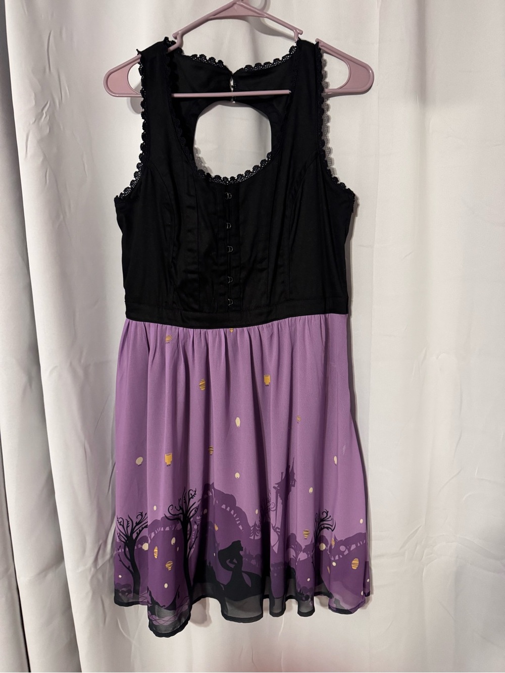 Disney Ladies Large Purple & Black Tangled Rapunzel Dress NWT